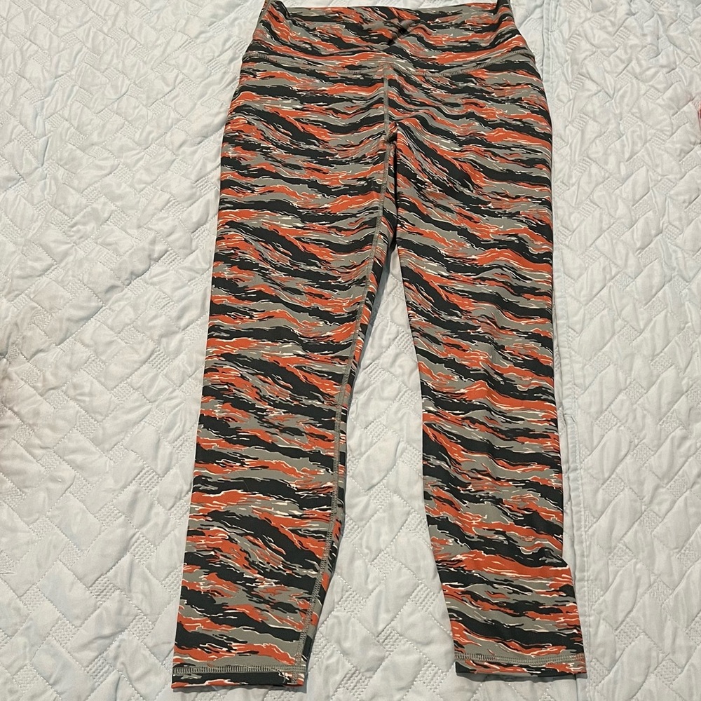 Fabletics Leggings Medium High-Waisted - Picture 2 of 5
